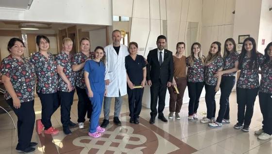 Savaşan: Our nurses, our future, lack of applause